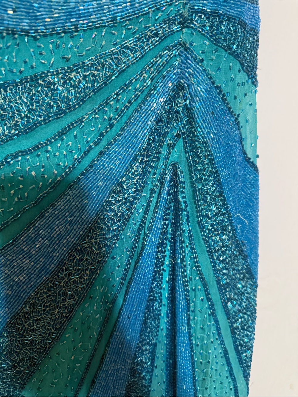 Cache beaded dress - Picture 3 of 7